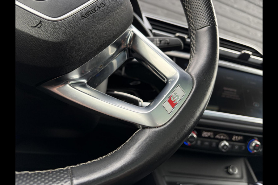 Audi Q3 45 TFSI e S edition - 3x S-Line l Panorama l Camera l Memory l Apple carplay l ACC