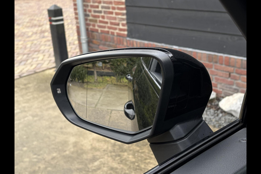 Audi Q3 45 TFSI e S edition - 3x S-Line l Panorama l Camera l Memory l Apple carplay l ACC