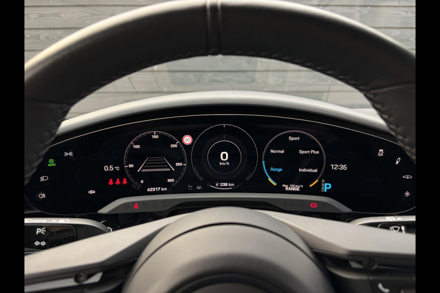 Porsche Taycan Sport Turismo 4S 79 kWh Performance - Sport Chrono l Lift l Luchtv. l HUD l Panoramadak