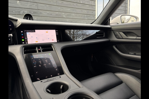 Porsche Taycan Sport Turismo 4S 79 kWh Performance - Sport Chrono l Lift l Luchtv. l HUD l Panoramadak