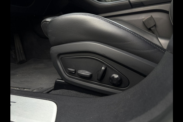 Porsche Taycan Sport Turismo 4S 79 kWh Performance - Sport Chrono l Lift l Luchtv. l HUD l Panoramadak