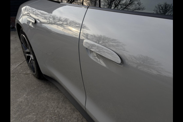 Porsche Taycan Sport Turismo 4S 79 kWh Performance - Sport Chrono l Lift l Luchtv. l HUD l Panoramadak