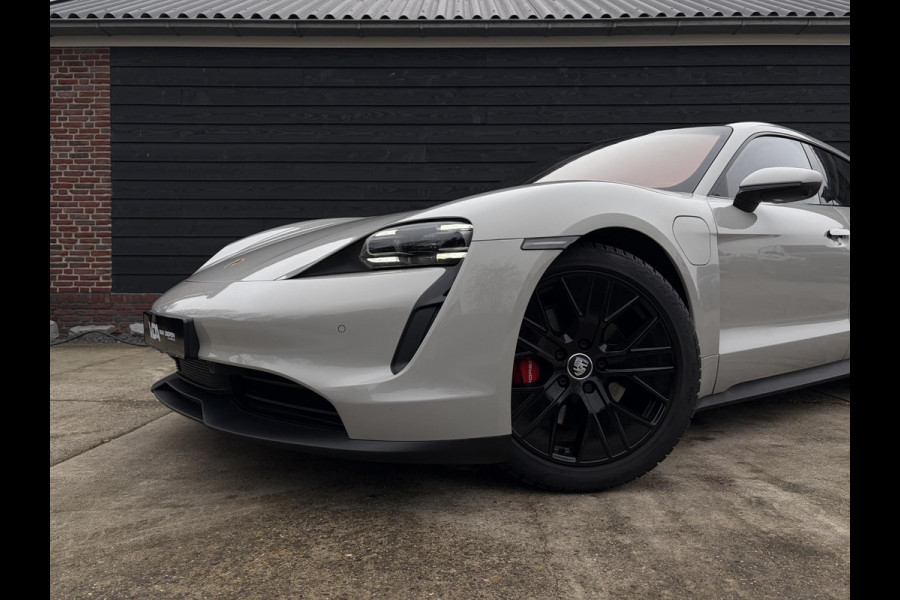 Porsche Taycan Sport Turismo 4S 79 kWh Performance - Sport Chrono l Lift l Luchtv. l HUD l Panoramadak