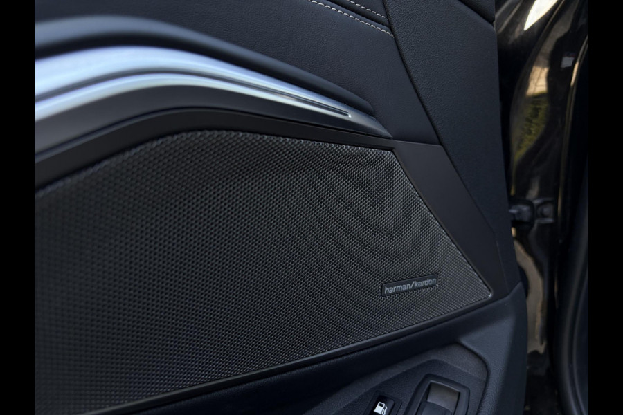 BMW 3 Serie Touring 330e High Executive M-Sport l Individual l Laser l Panorama l HUD l Trekhaak