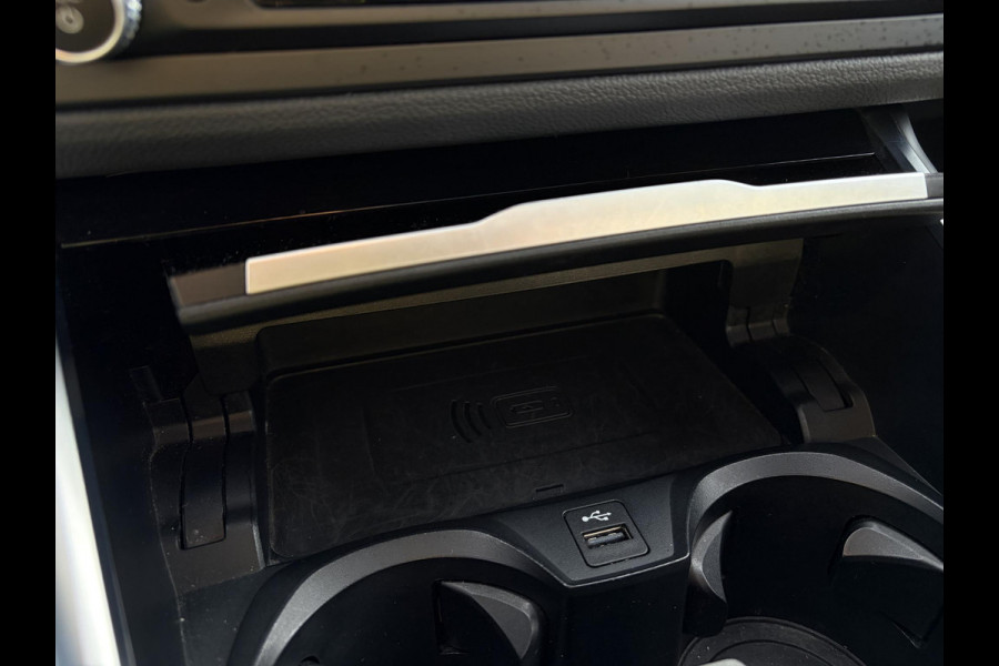 BMW 3 Serie Touring 330e High Executive M-Sport l Individual l Laser l Panorama l HUD l Trekhaak