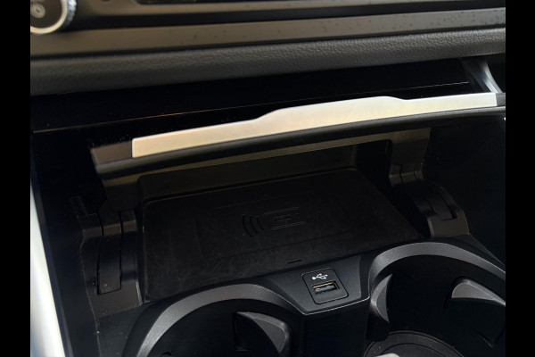 BMW 3 Serie Touring 330e High Executive M-Sport l Individual l Laser l Panorama l HUD l Trekhaak