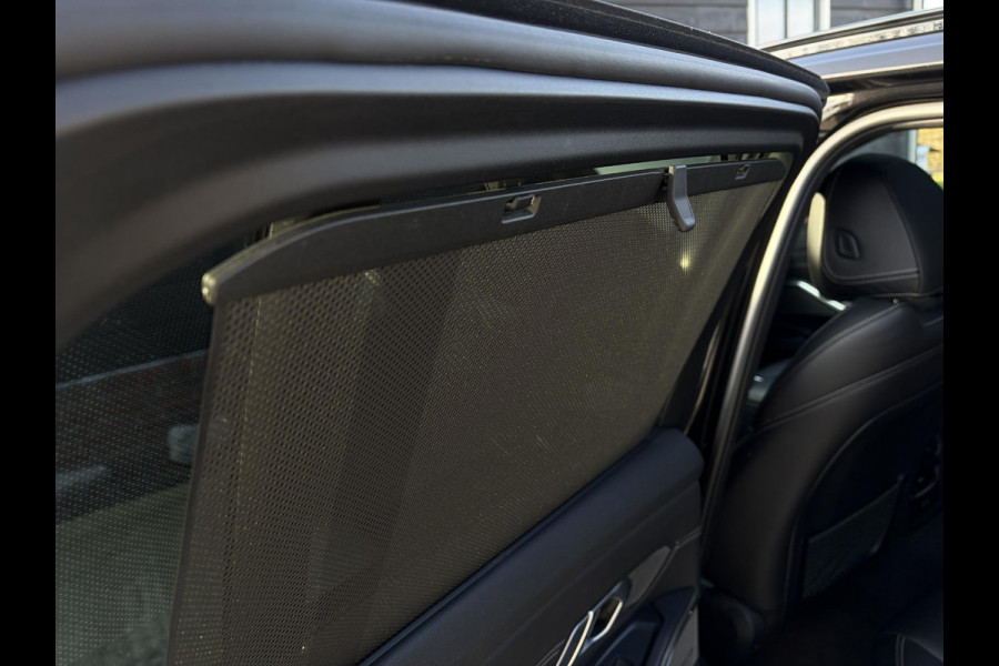 BMW 3 Serie Touring 330e High Executive M-Sport l Individual l Laser l Panorama l HUD l Trekhaak