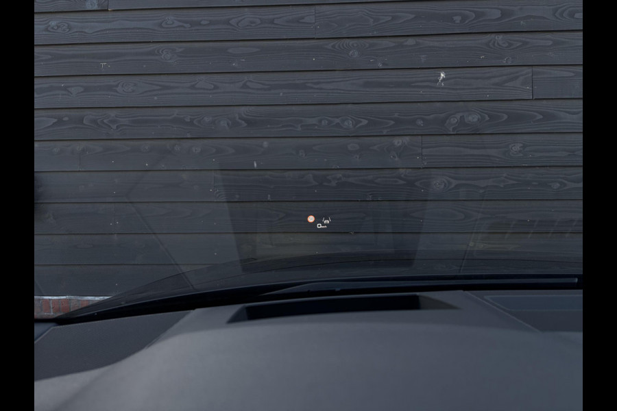 Audi A6 Avant 55 TFSI e quattro Competition - S-Line l Panorama l Trekhaak l HUD l Memory