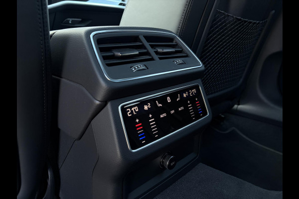 Audi A6 Avant 55 TFSI e quattro Competition - S-Line l Panorama l Trekhaak l HUD l Memory