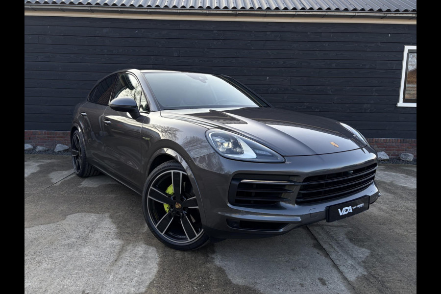 Porsche Cayenne Coupé 3.0 E-Hybrid - Sport Chrono l Panorama l Achter As Best. l Luchtvering l 22''