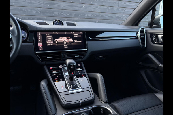 Porsche Cayenne Coupé 3.0 E-Hybrid - Sport Chrono l Panorama l Achter As Best. l Luchtvering l 22''