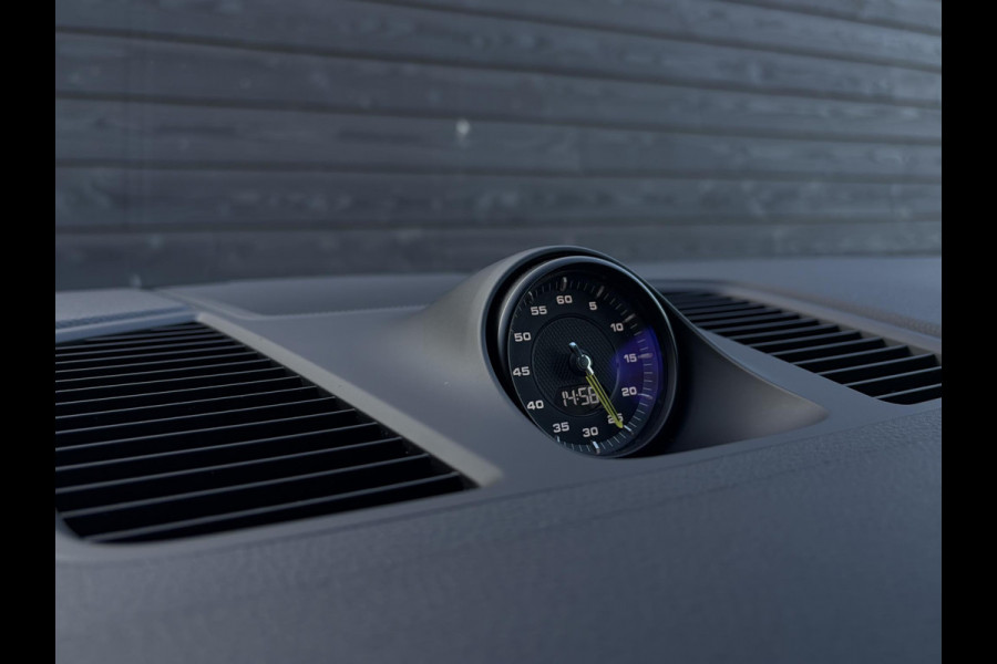 Porsche Cayenne Coupé 3.0 E-Hybrid - Sport Chrono l Panorama l Achter As Best. l Luchtvering l 22''