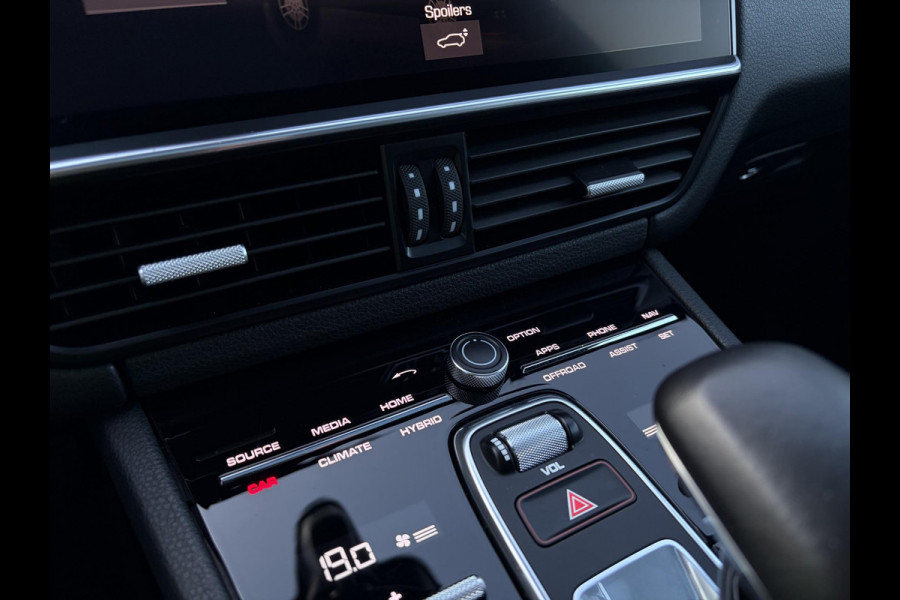Porsche Cayenne Coupé 3.0 E-Hybrid - Sport Chrono l Panorama l Achter As Best. l Luchtvering l 22''