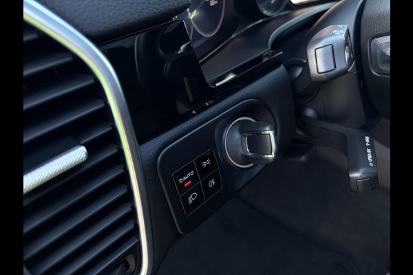 Porsche Cayenne Coupé 3.0 E-Hybrid - Sport Chrono l Panorama l Achter As Best. l Luchtvering l 22''