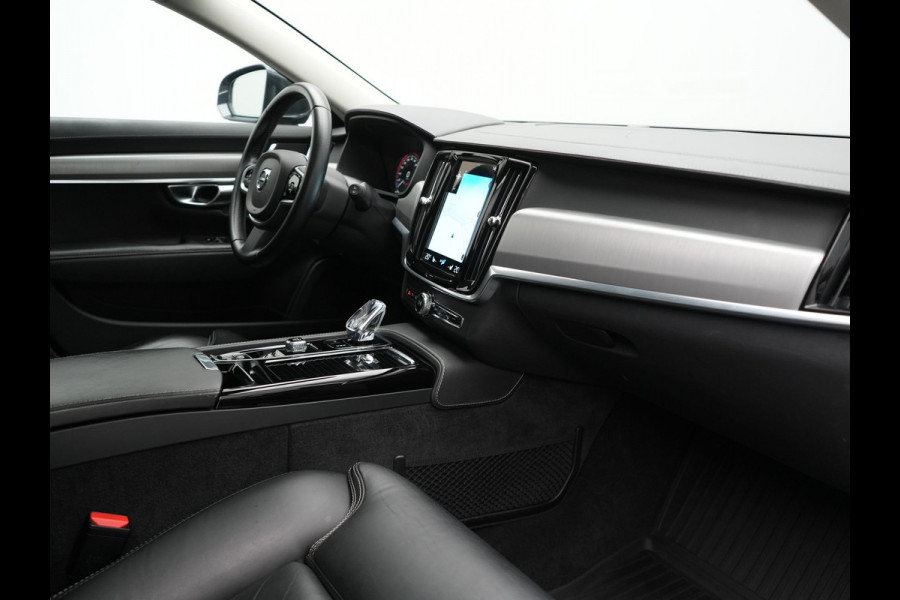 Volvo V90 T8 AWD Inscription Plug In Hybrid 394pk Dealer O.H PHEV | Trekhaak af Fabriek | Panodak | Adaptive Cruise | Luxe Lederen Sportstoelen Memory | Pilot Assist | Camera | 19 "L.M | Apple Carplay |