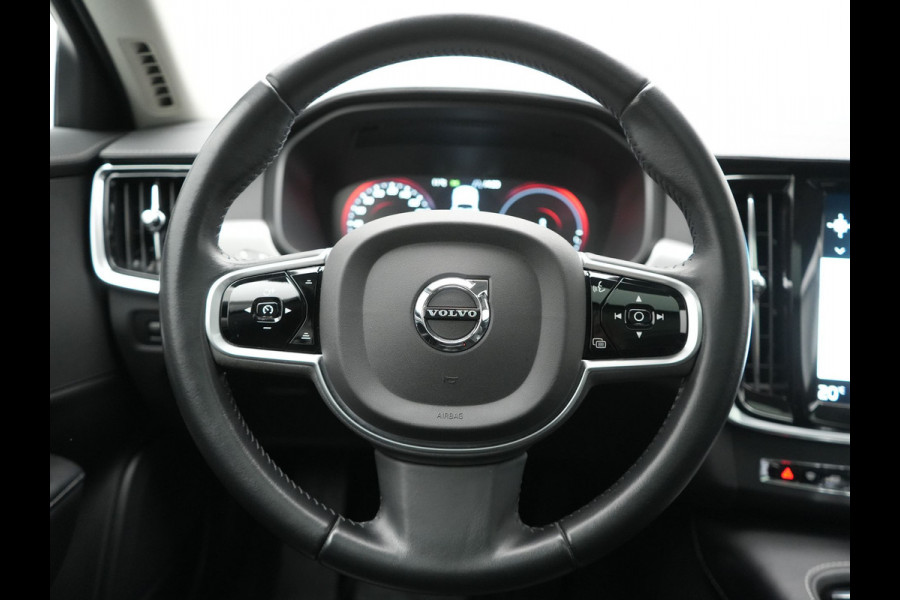 Volvo V90 T8 AWD Inscription Plug In Hybrid 394pk Dealer O.H PHEV | Trekhaak af Fabriek | Panodak | Adaptive Cruise | Luxe Lederen Sportstoelen Memory | Pilot Assist | Camera | 19 "L.M | Apple Carplay |