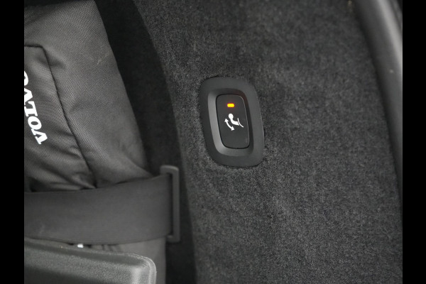 Volvo V90 T8 AWD Inscription Plug In Hybrid 394pk Dealer O.H PHEV | Trekhaak af Fabriek | Panodak | Adaptive Cruise | Luxe Lederen Sportstoelen Memory | Pilot Assist | Camera | 19 "L.M | Apple Carplay |