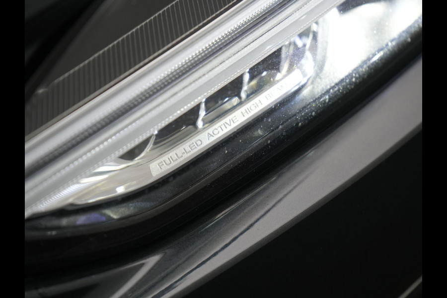 Volvo V90 T8 AWD Inscription Plug In Hybrid 394pk Dealer O.H PHEV | Trekhaak af Fabriek | Panodak | Adaptive Cruise | Luxe Lederen Sportstoelen Memory | Pilot Assist | Camera | 19 "L.M | Apple Carplay |