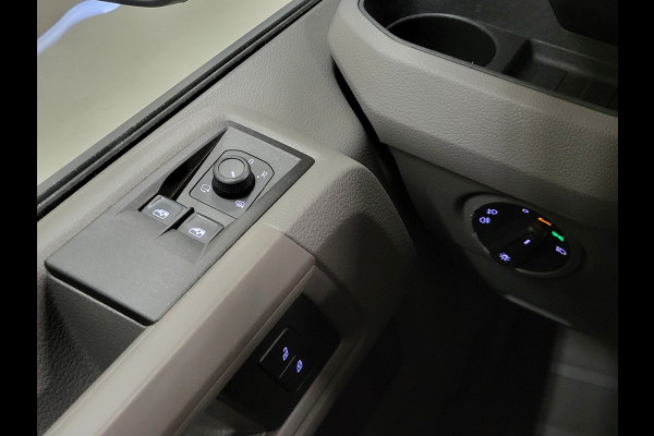 Volkswagen Crafter 2.0TDI 140pk L4/H3 3000kg Trekgewicht Euro 6!