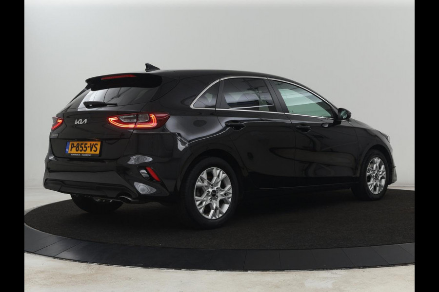Kia Ceed 1.0 T-GDi DynamicPlusLine | Stoel & stuurverwarming | Trekhaak | Adaptive cruise | Camera | Carplay | Half leder | Keyless | Full LED | Navigatie
