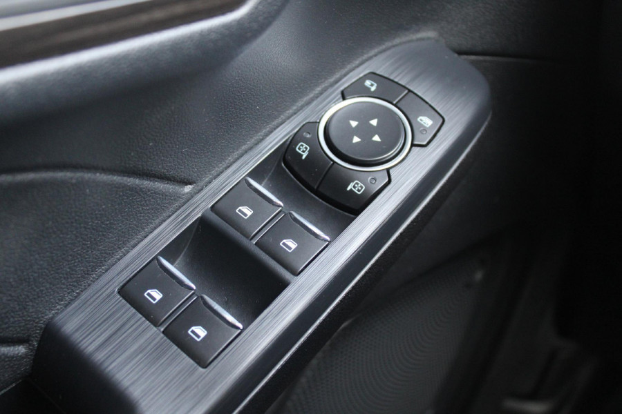 Ford Kuga 2.5 PHEV Vignale | Winter pack | Lederen bekleding | Camera