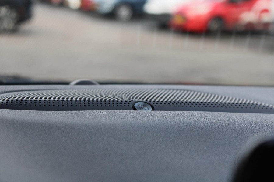 Ford Kuga 2.5 PHEV Vignale | Winter pack | Lederen bekleding | Camera