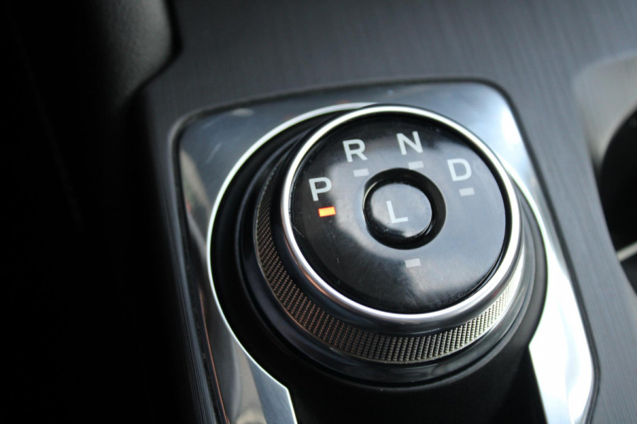 Ford Kuga 2.5 PHEV Vignale | Winter pack | Lederen bekleding | Camera