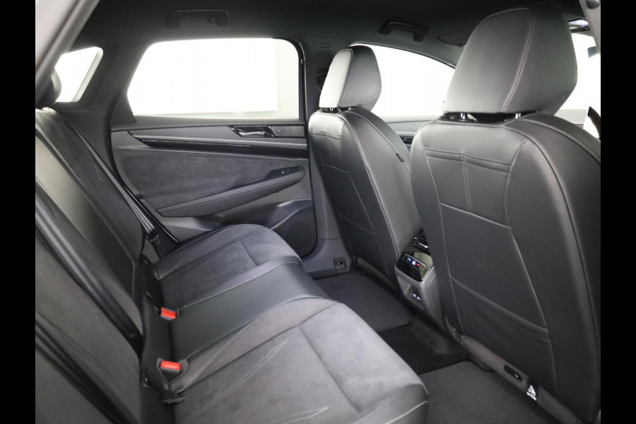 Volkswagen ID.7 Pro Limited Edition 77 kWh accu 286 PK | Velgen 20" | Trekhaak| Stoel & Stuurverwarming |