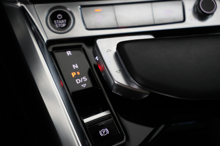 Audi e-tron Sportback 55 quattro S edition 95 kWh Adaptieve Cruise, B&O, Panoramadak, Camera