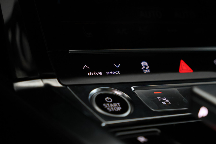 Audi e-tron Sportback 55 quattro S edition 95 kWh Adaptieve Cruise, B&O, Panoramadak, Camera