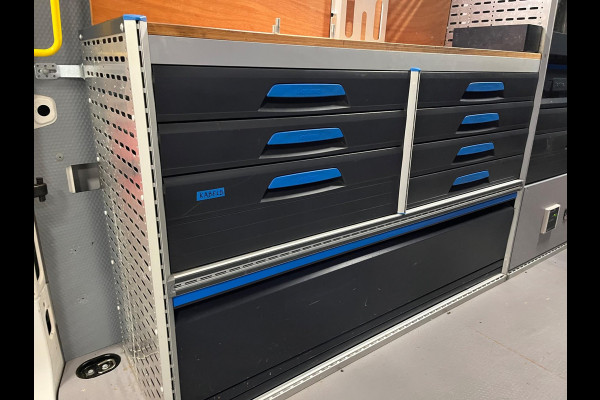 Volkswagen Crafter Automaat DSG Servicewagen 35 2.0 TDI 140pk L3H3 Highline Sortimo kasten Victron v230 Standkachel RIJKLAARPRIJS