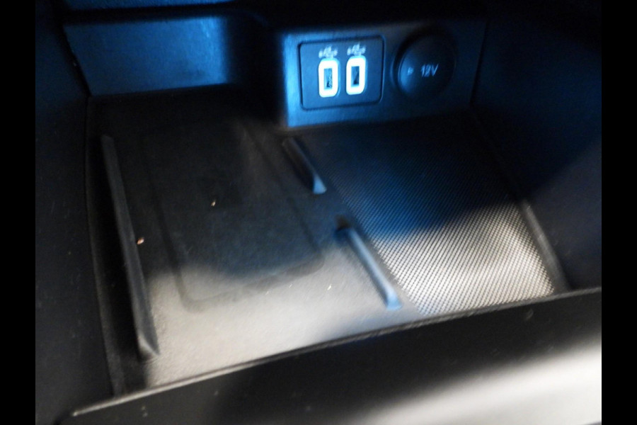 Ford FOCUS Wagon 1.0 EcoBoost ST Line Business NAVI/CAMERA/CLIMA/HEAD-UP/LED/17"LMV!