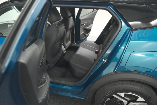 Peugeot e-2008 EV GT 50 kWh | Camera | Navigatie | Apple Carplay | Parkeersensoren