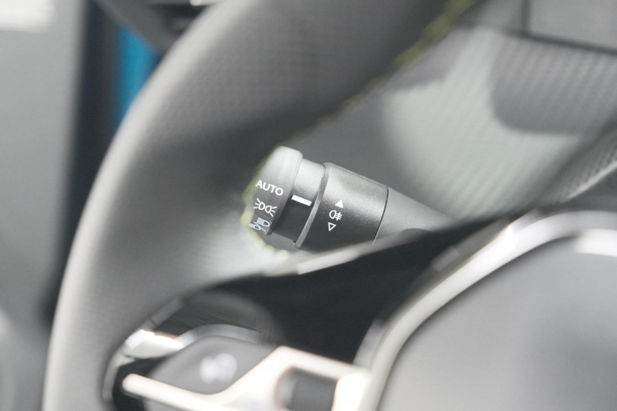 Peugeot e-2008 EV GT 50 kWh | Camera | Navigatie | Apple Carplay | Parkeersensoren