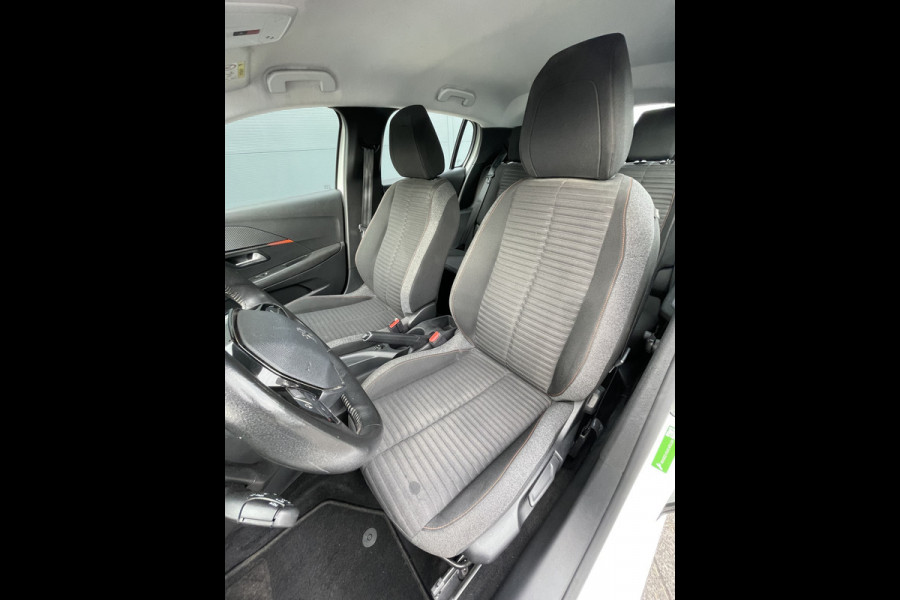 Peugeot 208 75pk Active (Airco - Parkeersensoren - Navigatie via APP - Cruise Controle - Parelmoer wit)