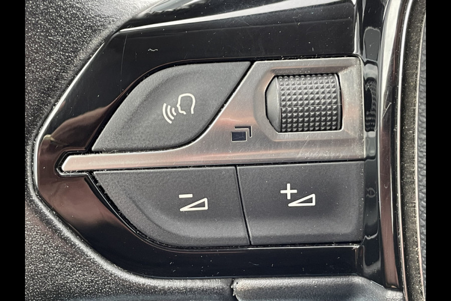 Peugeot 208 75pk Active (Airco - Parkeersensoren - Navigatie via APP - Cruise Controle - Parelmoer wit)