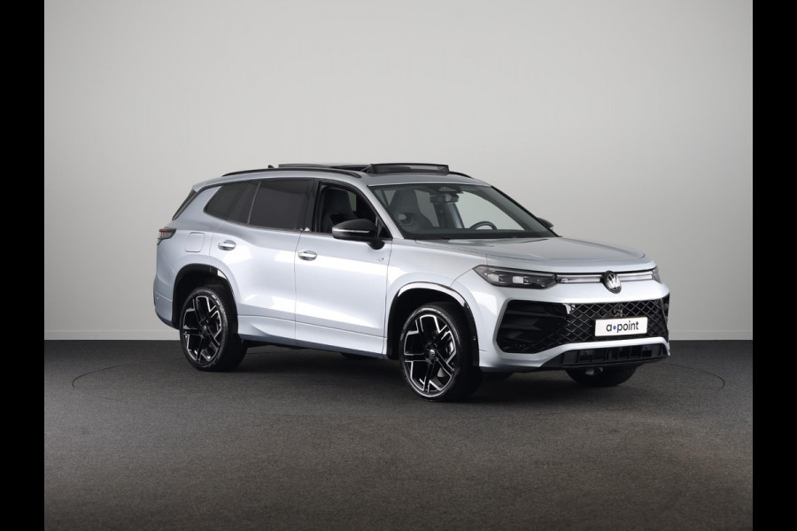 Volkswagen Tayron 1.5 eHybrid R-Line Edition 204PK | Automaat (DSG) | Panoramadak | Black Style pakket | Wegklapbare trekhaak | Verlengde garantie