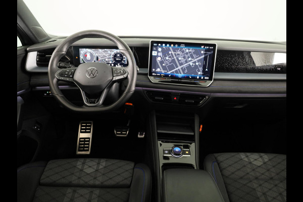 Volkswagen Tayron 1.5 eHybrid R-Line Edition 204PK | Automaat (DSG) | Panoramadak | Black Style pakket | Wegklapbare trekhaak | Verlengde garantie