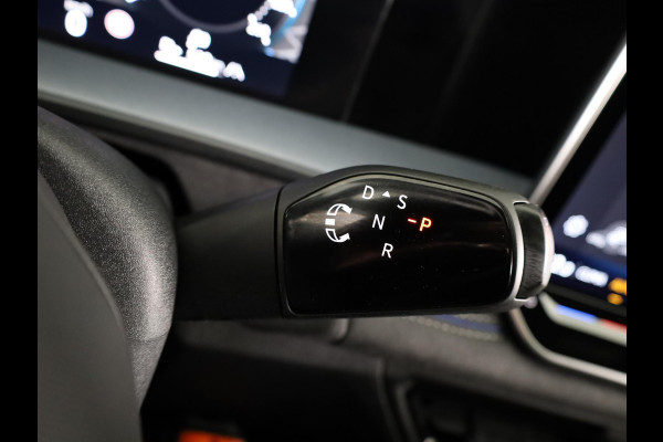 Volkswagen Tayron 1.5 eHybrid R-Line Edition 204PK | Automaat (DSG) | Panoramadak | Black Style pakket | Wegklapbare trekhaak | Verlengde garantie