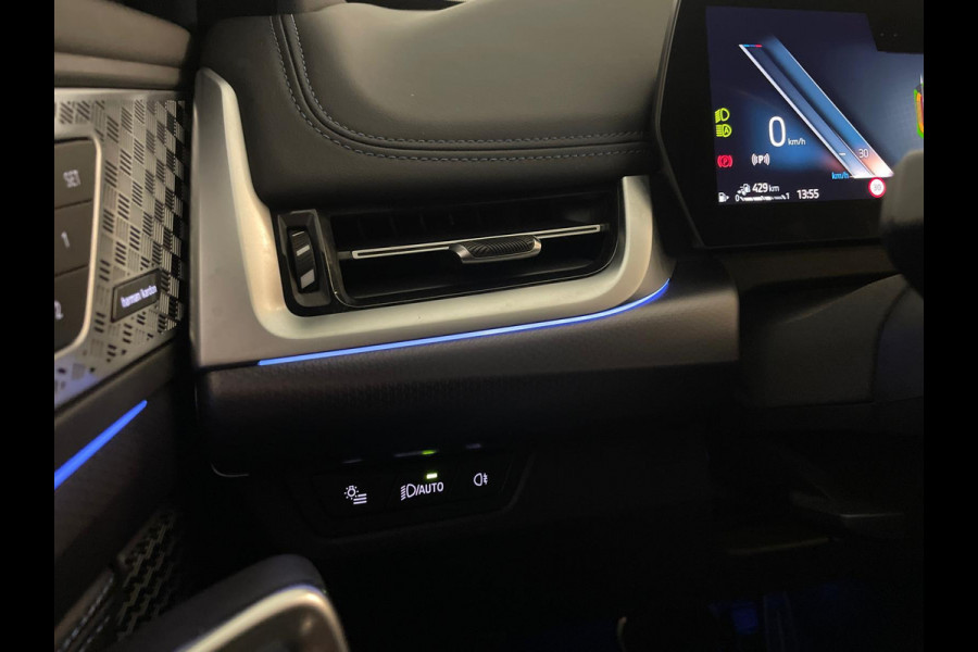 BMW X1 XDrive30e M Pakket 327PK AUTOMAAT AIRCO NAVI CRUISE BT STUURVERWARMING 360 CAMERA LED MET LAK TREKHAAK CENT VERG NIEUWSTAAT