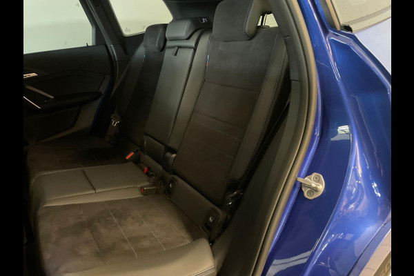 BMW X1 XDrive30e M Pakket 327PK AUTOMAAT AIRCO NAVI CRUISE BT STUURVERWARMING 360 CAMERA LED MET LAK TREKHAAK CENT VERG NIEUWSTAAT