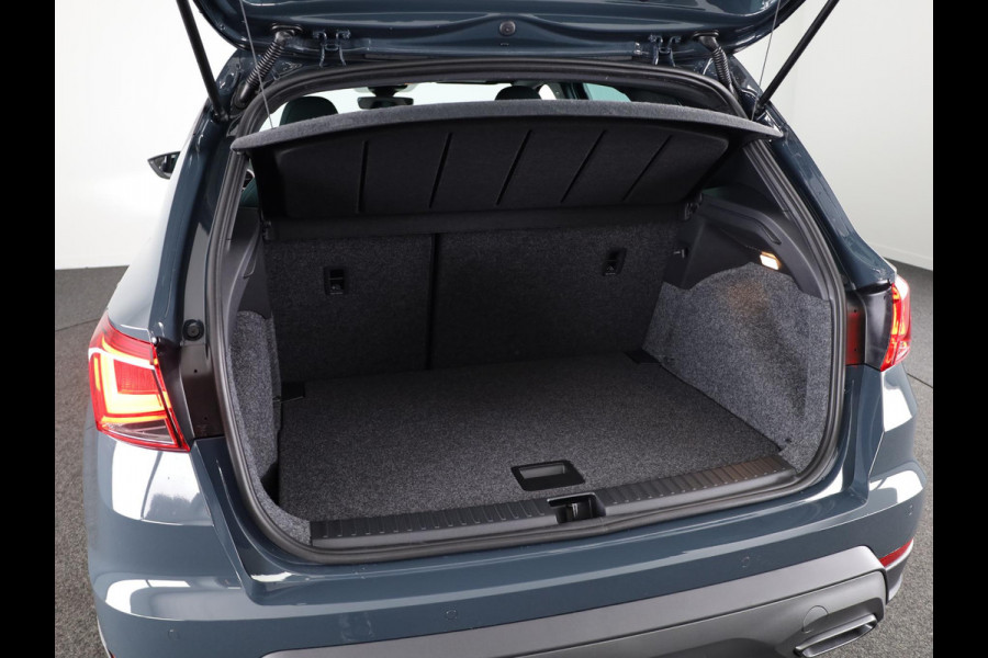 Seat Arona FR Business Connect 1.0 EcoTSI 70 kW / 95 PK SUV 5 | Bucket Seats | 18 inch Velgen 'Performance Machined' | Stoelverwarming | Adaptive Cruise Control | Achteruitrij Camera | Sensoren V+A