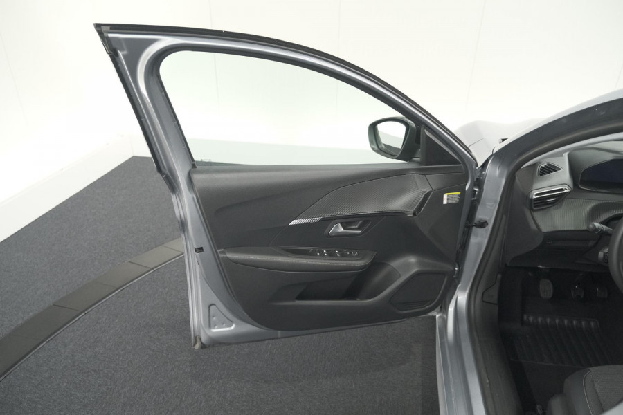 Peugeot 208 PureTech 100 Allure | Apple Carplay | Parkeersensoren | Climate Control