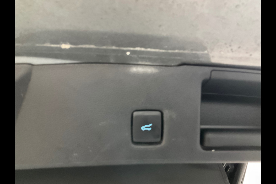 Ford Kuga 2.5 PHEV Titanium X Climate Control, Cruise Control, Winter Pack, Camera