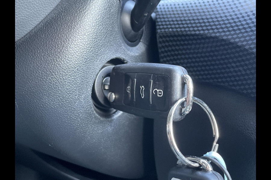 Volkswagen up! 1.0 | Cruise Control | Airco