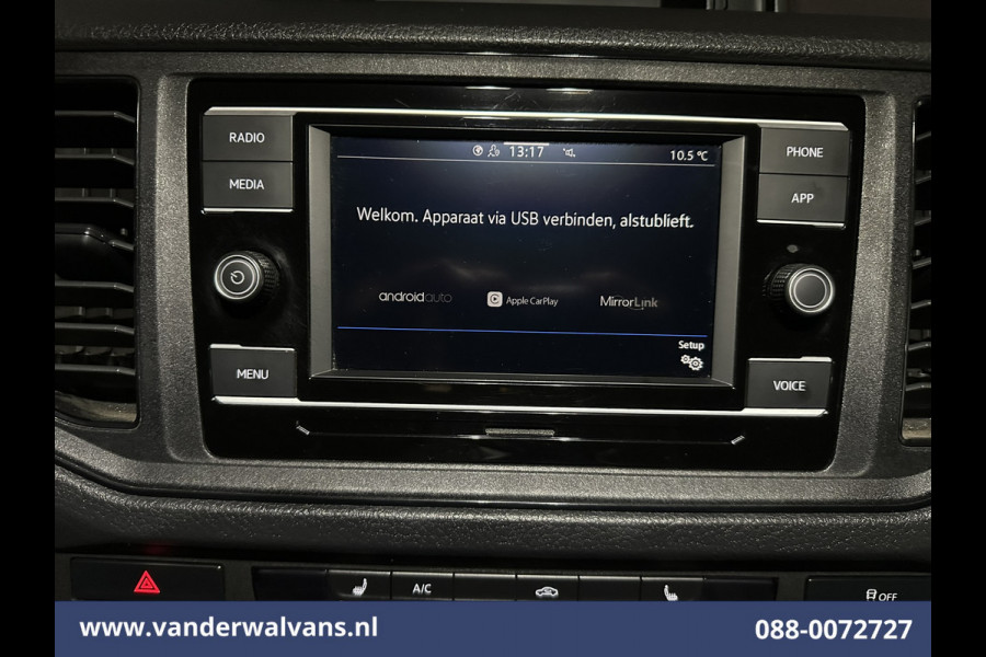 Volkswagen Crafter 2.0 TDI 141pk L3H3 L2H2 Euro6 Airco | Camera | Apple Carplay | Stoelverwarming Android Auto, Parkeersensoren, Bijrijdersbank, 3000kg trekvermogen