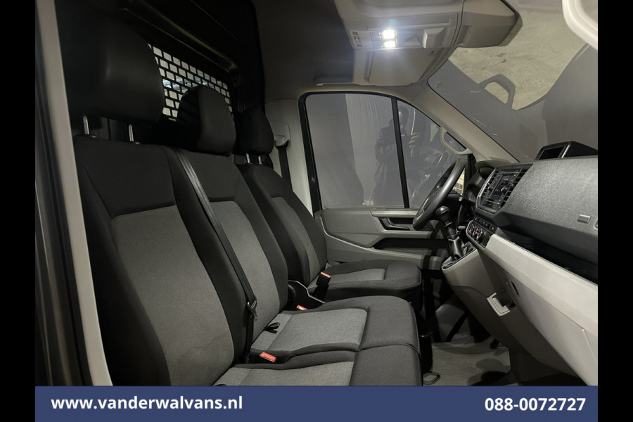 Volkswagen Crafter 2.0 TDI 141pk L3H3 L2H2 Euro6 Airco | Camera | Apple Carplay | Stoelverwarming Android Auto, Parkeersensoren, Bijrijdersbank, 3000kg trekvermogen