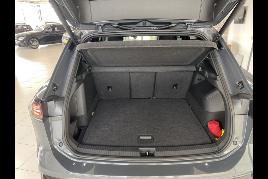 Volkswagen Tiguan 1.5 eHybrid R-Line Edition Full option, pano, trekhaak, headup