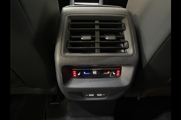Volkswagen Tiguan 1.5 eHybrid R-Line Edition Full option, pano, trekhaak, headup