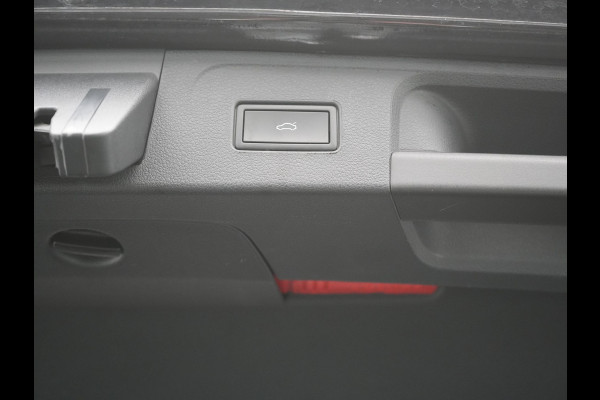 Volkswagen Passat Variant GTE Business Plug In Hybrid 218pk Dealer O.H PHEV | Panodak | Adaptive Cruise |  Sportstoelen Massage & Verwarmd | Camera | Apple Carplay |  BLIS | LED Koplampen |